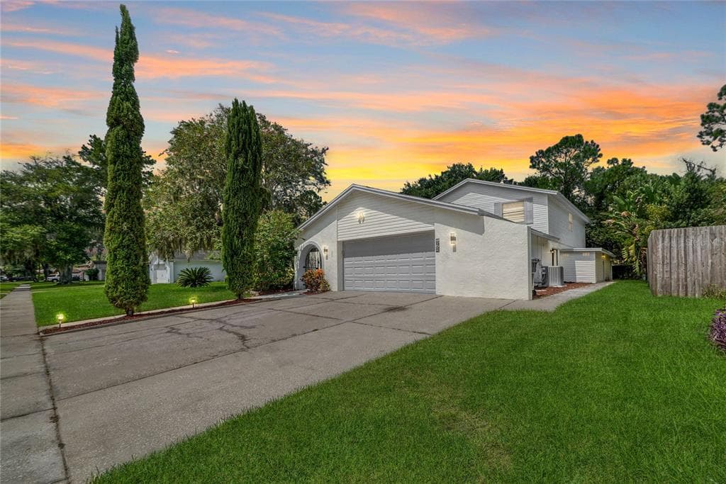 15722 GARDENSIDE LANE TAMPA, FL 33624