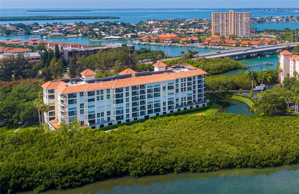 4801 OSPREY DRIVE S UNIT 409 ST PETERSBURG, FL 33711