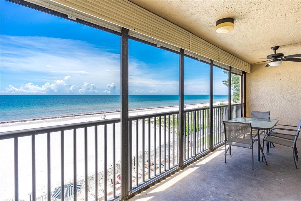 20040 GULF BOULEVARD UNIT 402