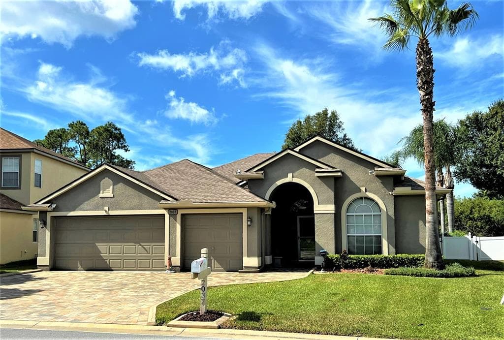 2037 BLUE RIVER ROAD HOLIDAY, FL 34691