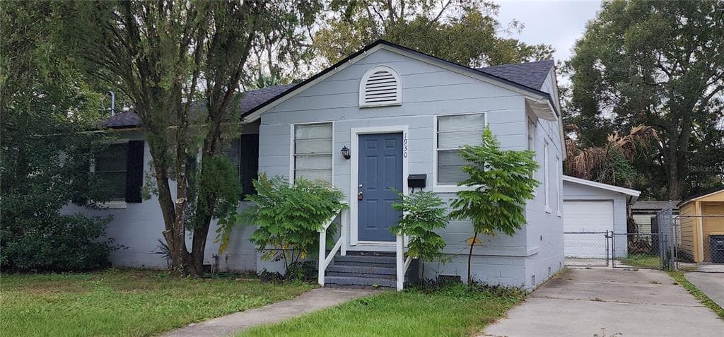 1930 COLLEGE CIRCLE S JACKSONVILLE, FL 32209