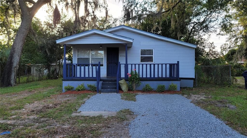 4408 THONOTOSASSA AVENUE TAMPA, FL 33610