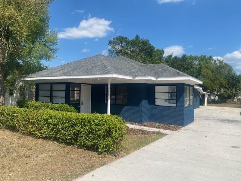 511 LEMON STREET AUBURNDALE, FL 33823