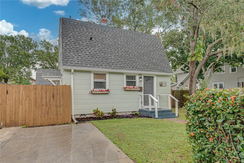 3938 4TH STREET S ST PETERSBURG, FL 33705