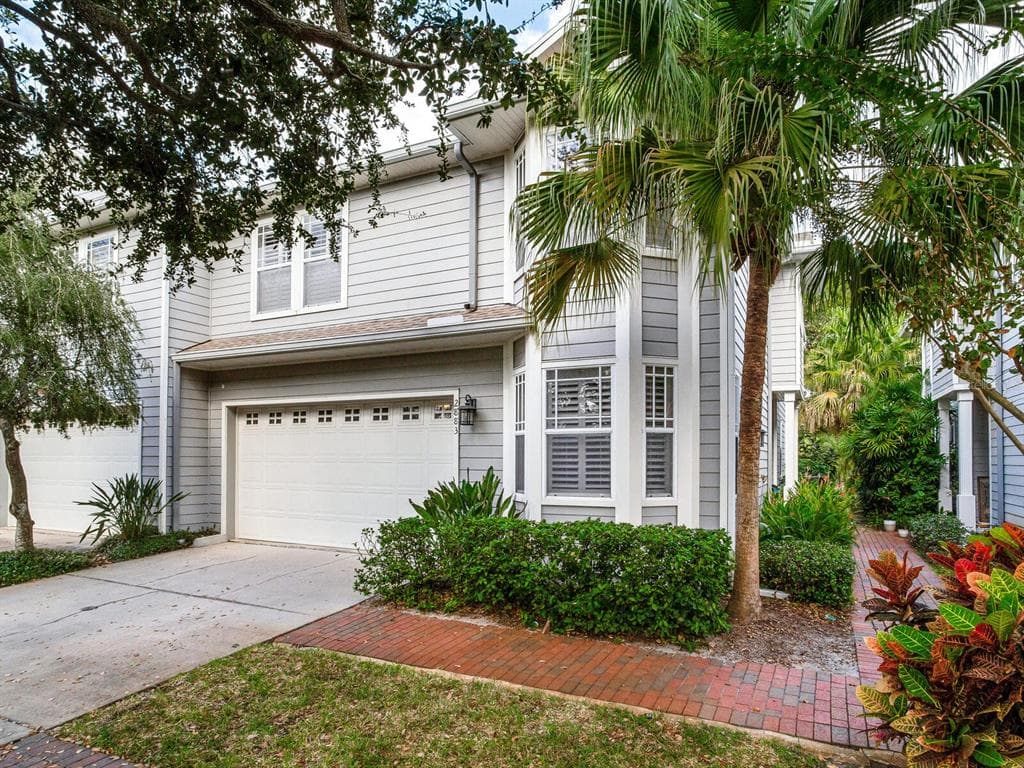 2883 BAYSHORE TRAILS DRIVE TAMPA, FL 33611
