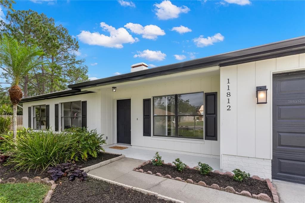 11812 NICKLAUS CIRCLE