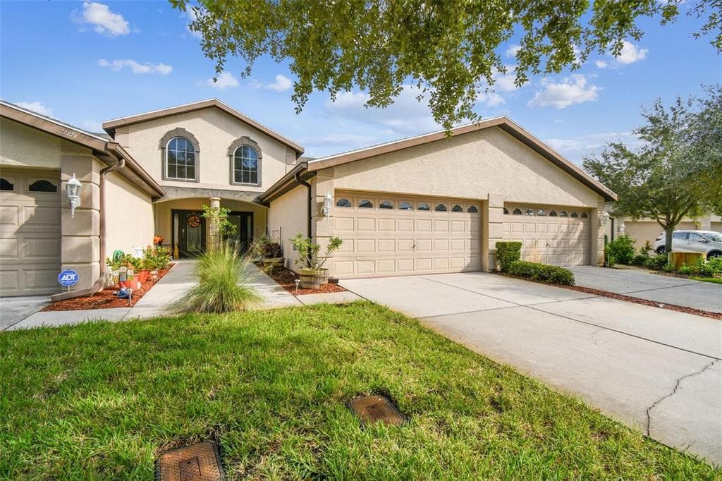 11232 PORT DOUGLAS DRIVE NEW PORT RICHEY, FL 34654