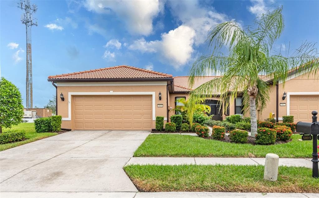 5809 DRIFTWOOD FALLS PLACE APOLLO BEACH, FL 33572