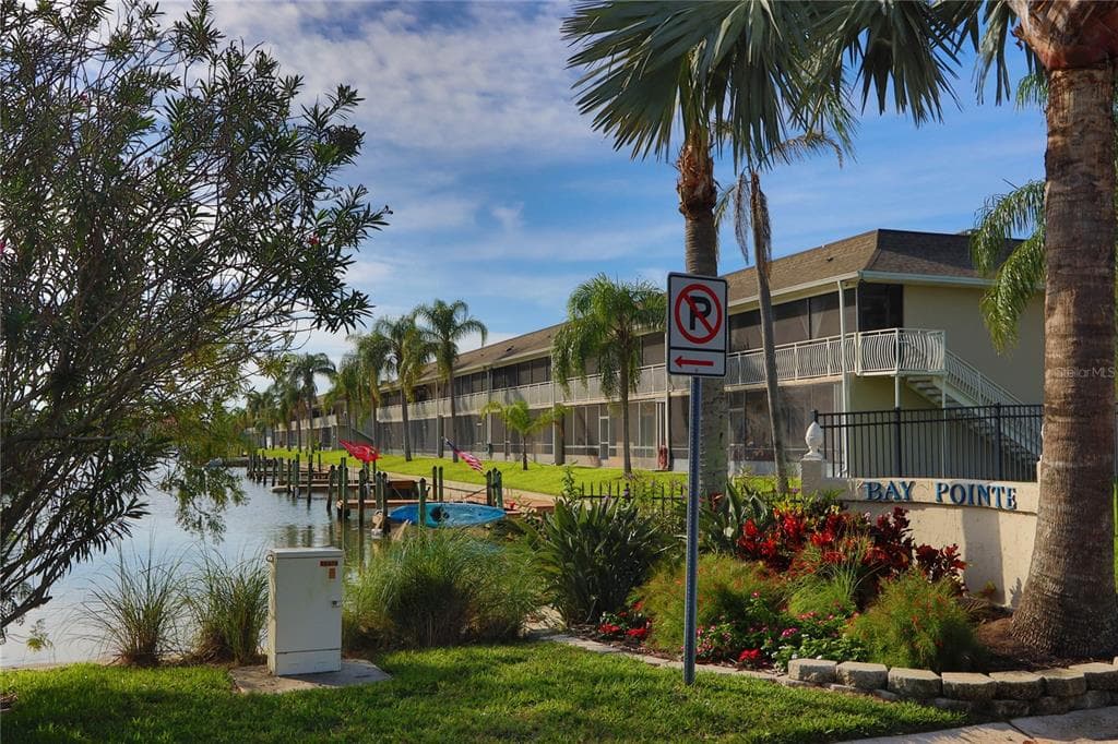 8828 BAY POINTE DRIVE UNIT 103 TAMPA, FL 33615