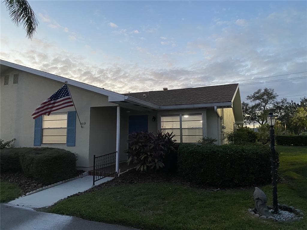409 BLOOM COURT SUN CITY CENTER, FL 33573