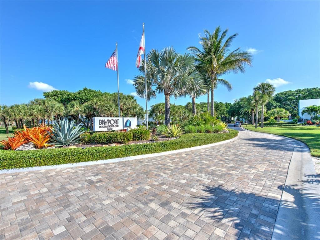 805 BAYPORT WAY UNIT 805 LONGBOAT KEY, FL 34228