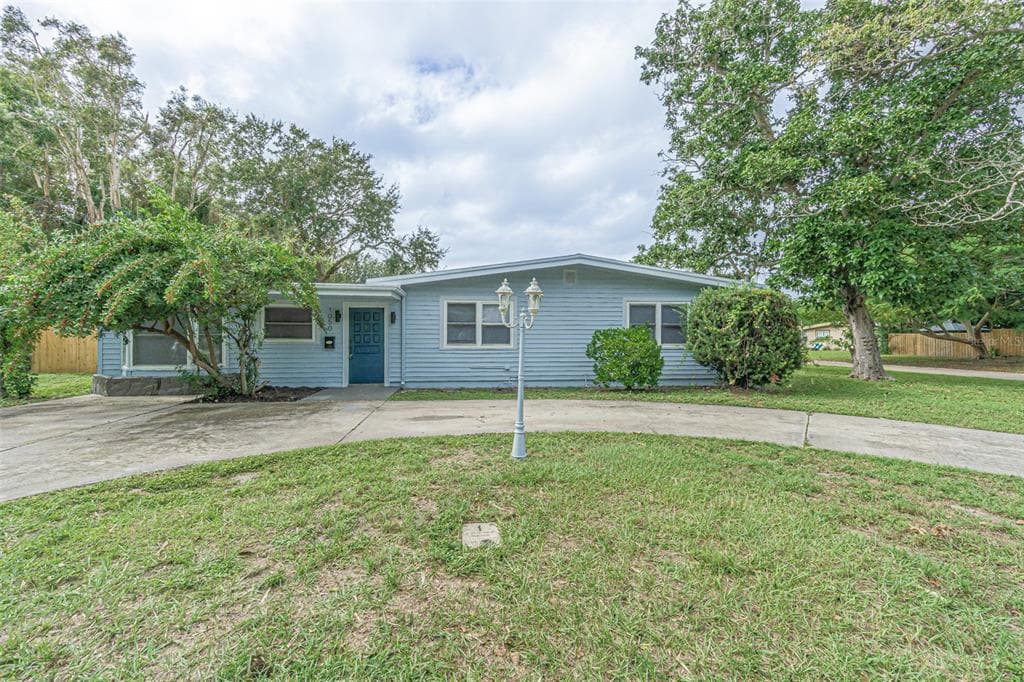 1050 74TH STREET N ST PETERSBURG, FL 33710