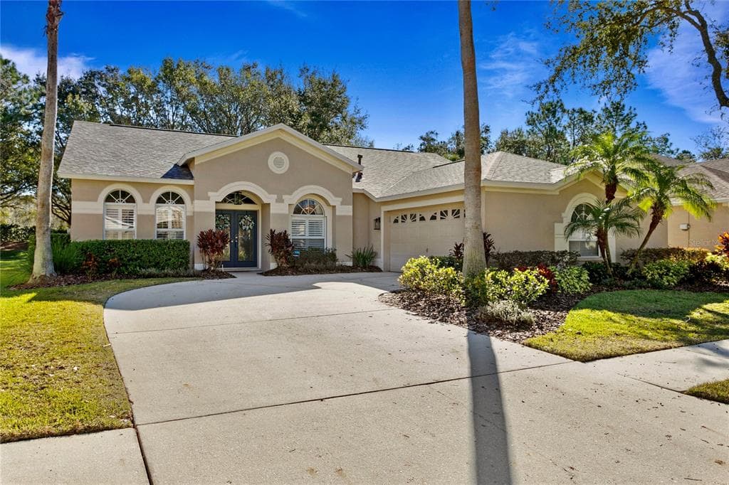 10134 WHISPER POINTE DRIVE TAMPA, FL 33647
