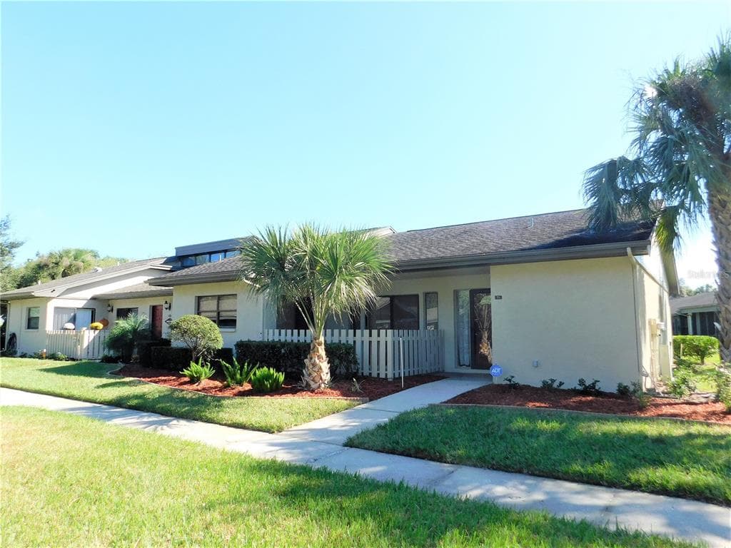 70 THOMAS LANE OLDSMAR, FL 34677