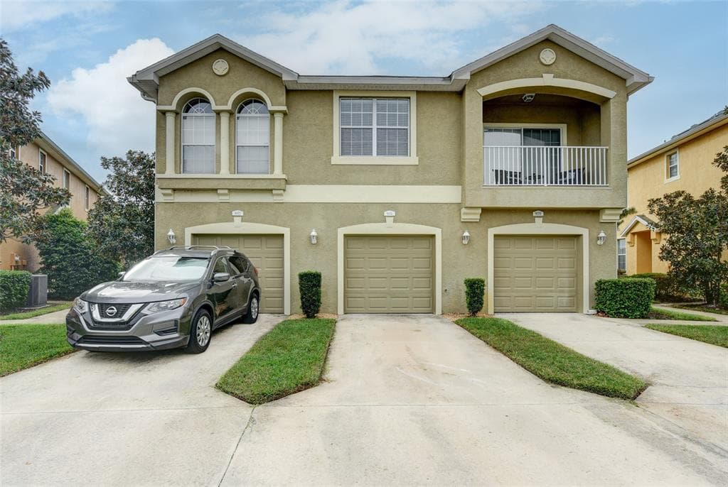 9074 MOONLIT MEADOWS LOOP UNIT 9074 RIVERVIEW, FL 33578