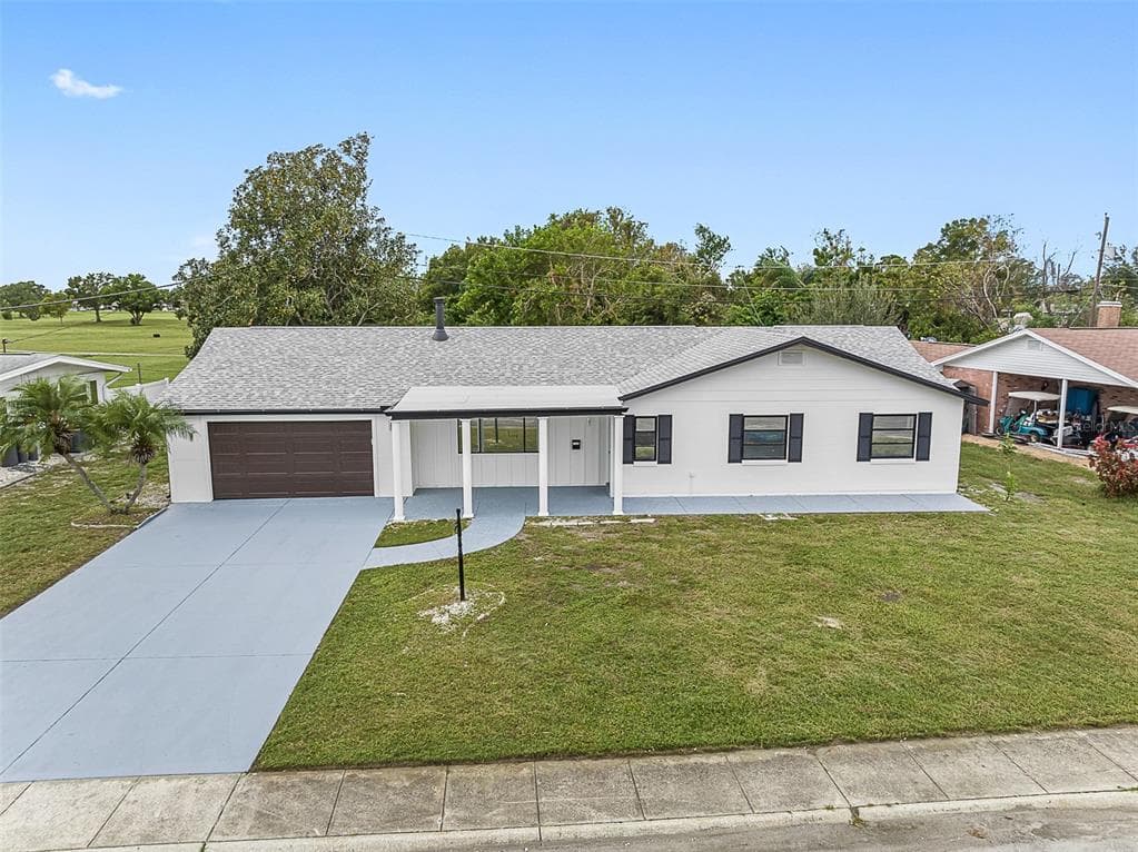 1108 CHERRY HILLS DRIVE SUN CITY CENTER, FL 33573