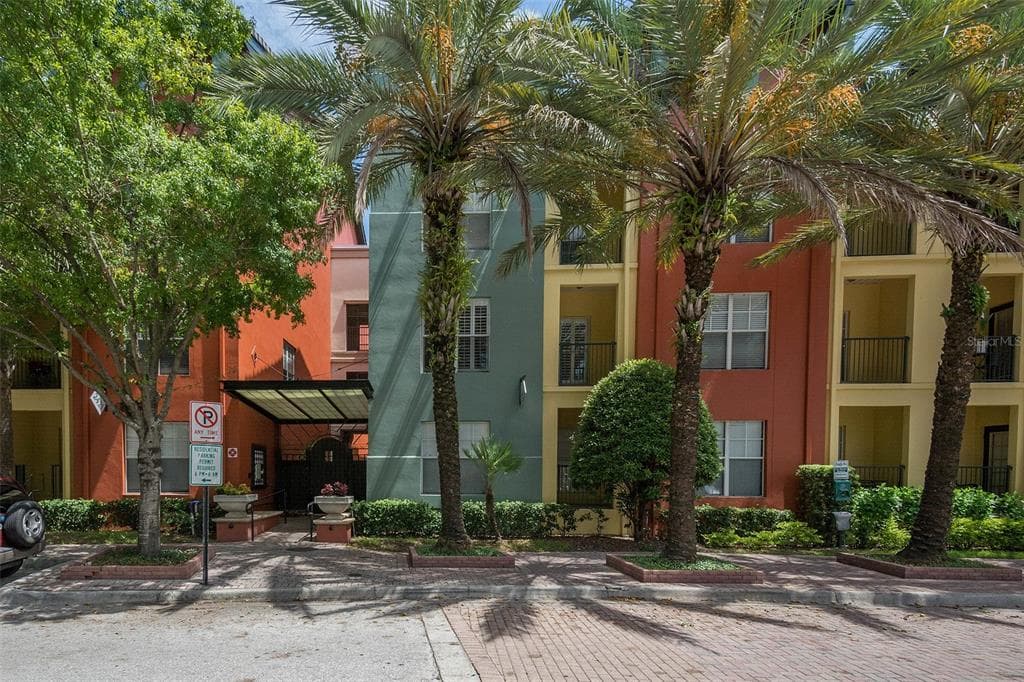 2410 W AZEELE STREET UNIT 234 TAMPA, FL 33609