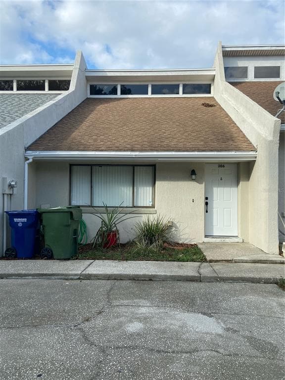306 MAYFAIR PLACE SW WINTER HAVEN, FL 33880