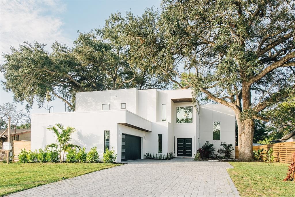 4507 W PRICE AVENUE TAMPA, FL 33611