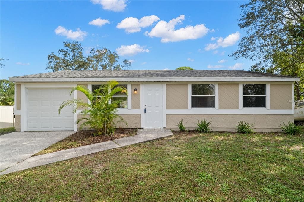 615 BAY LAKE TRAIL OLDSMAR, FL 34677
