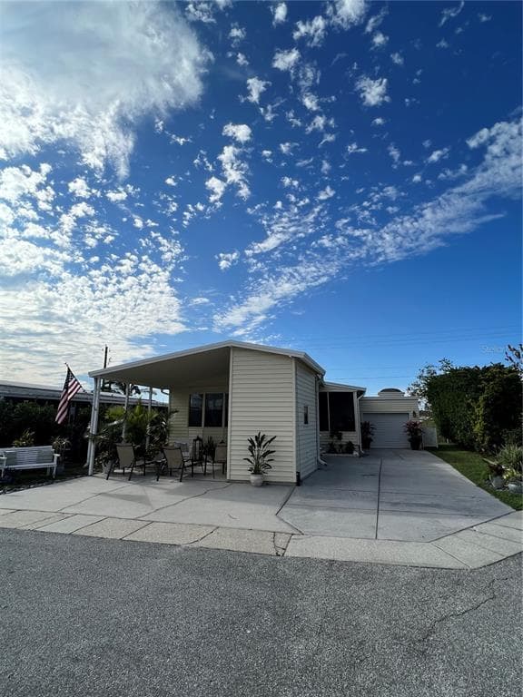 341 CANAL WAY OLDSMAR, FL 34677