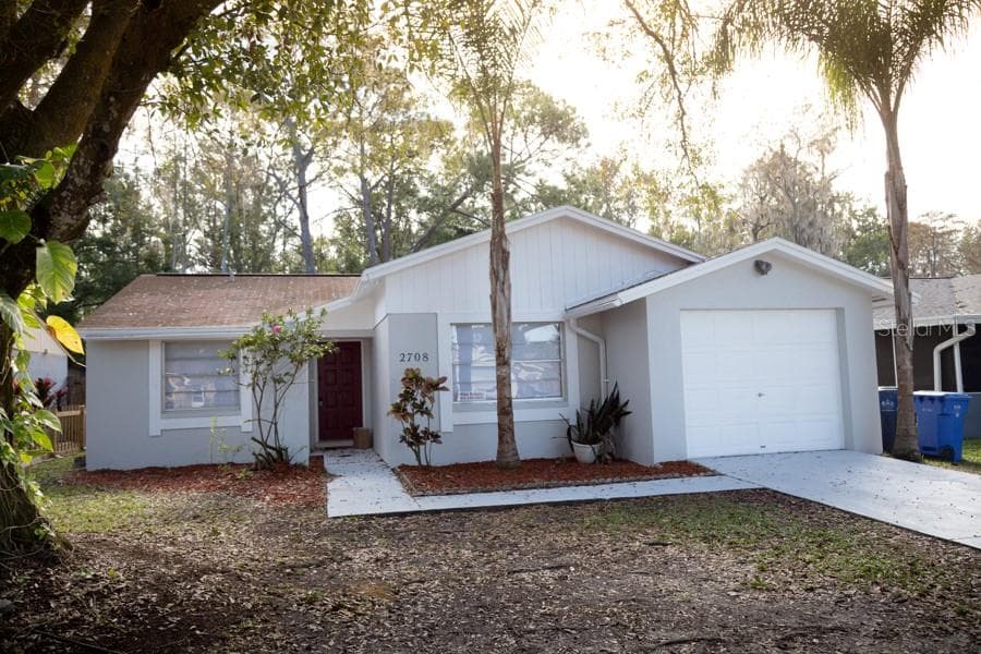 2708 CEDARIDGE DRIVE