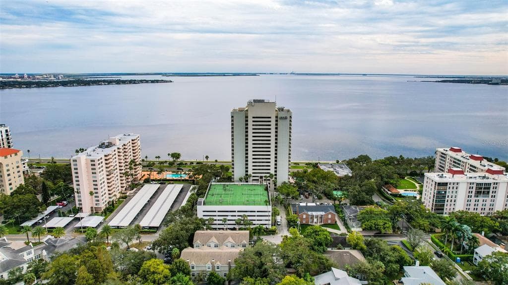 2413 BAYSHORE BOULEVARD UNIT 1504