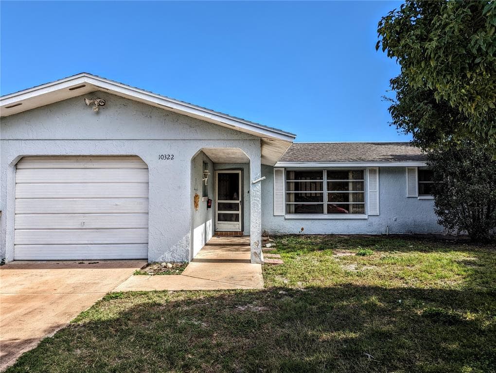 10322 GRAPEFRUIT DRIVE PORT RICHEY, FL 34668