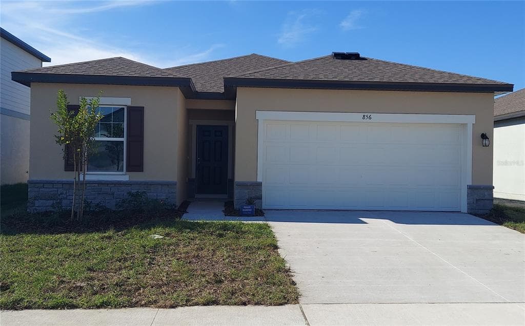 856 KINGS PINE COURT