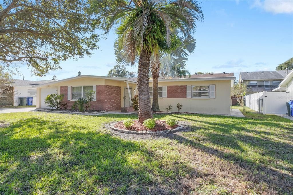 2036 DOUGLAS AVENUE DUNEDIN, FL 34698