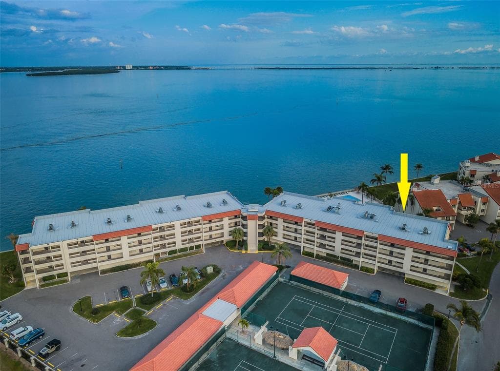103 1ST STREET E UNIT 315 TIERRA VERDE, FL 33715