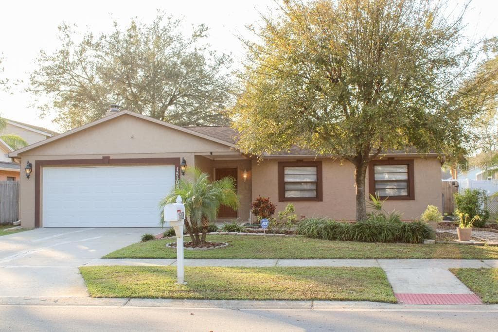15108 BRUSHWOOD DRIVE TAMPA, FL 33624