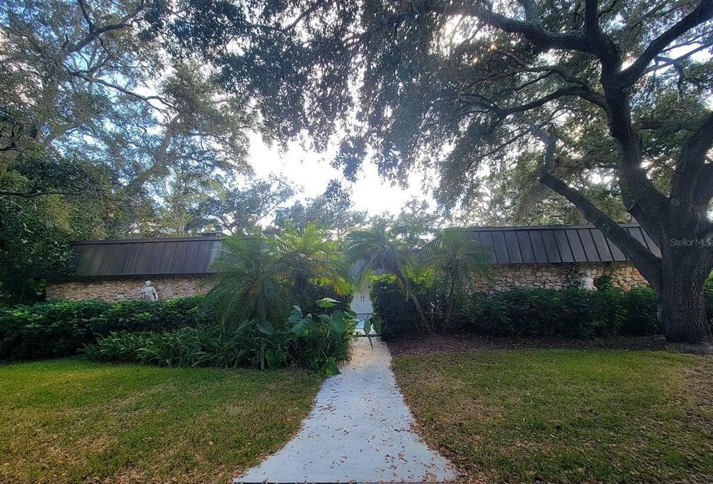 1991 SADDLE HILL ROAD N DUNEDIN, FL 34698