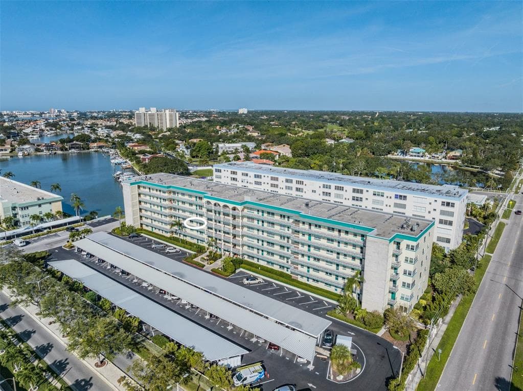 2960 59TH STREET S UNIT 310 GULFPORT, FL 33707