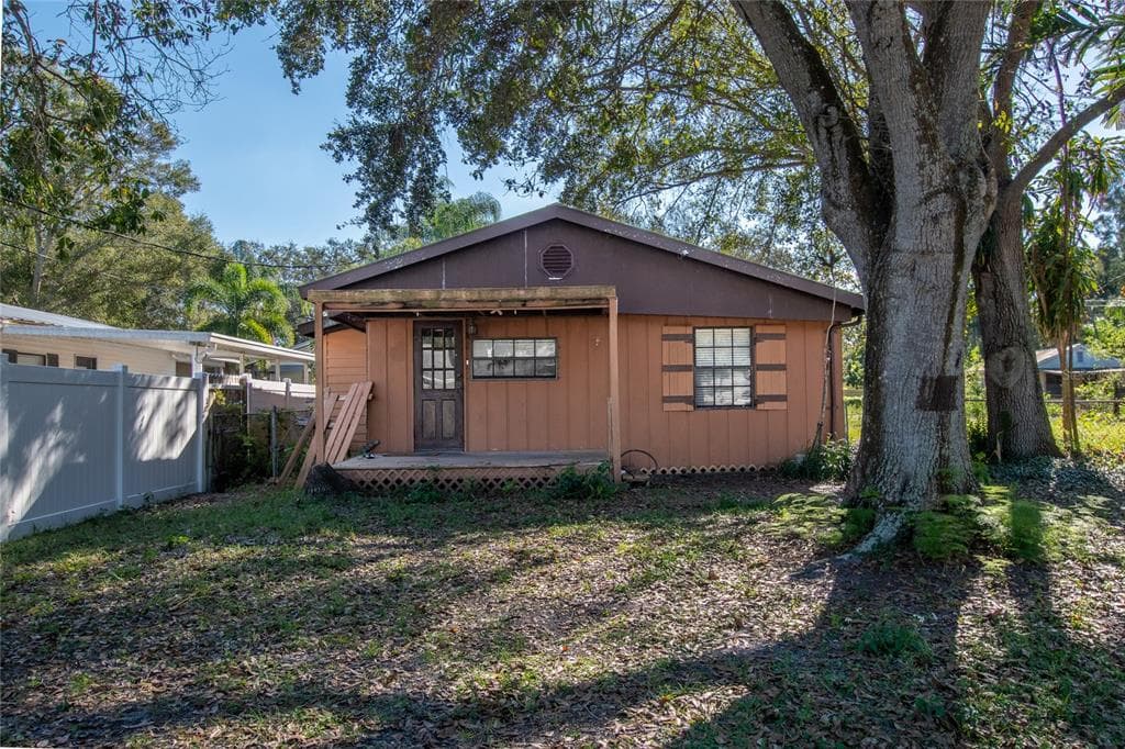3298 70TH AVENUE N ST PETERSBURG, FL 33702