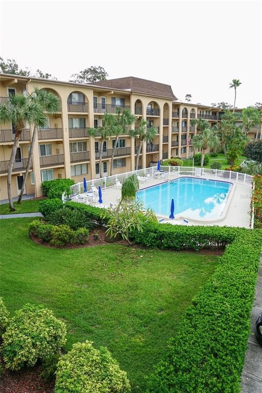 2525 W BAY DRIVE UNIT B34 BELLEAIR BLUFFS, FL 33770