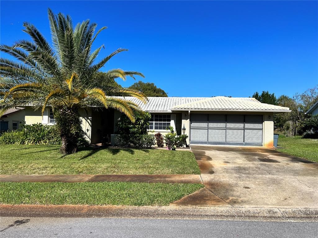 8611 HONEYBEE LANE PORT RICHEY, FL 34668