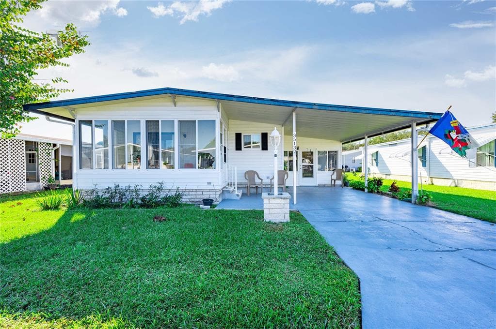 35132 COLONY HILLS DRIVE ZEPHYRHILLS, FL 33541