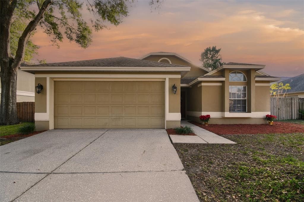 1934 WOODCUT DRIVE LUTZ, FL 33559