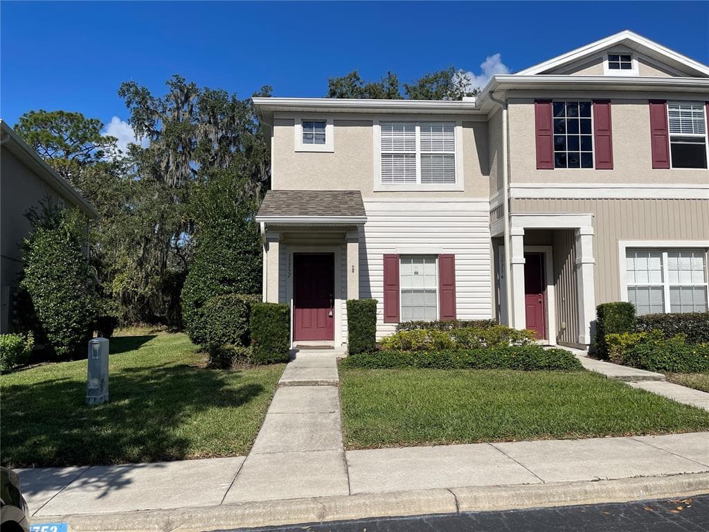 15752 FISHHAWK FALLS DRIVE LITHIA, FL 33547