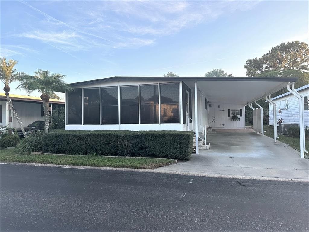 9790 66TH STREET N UNIT 436 PINELLAS PARK, FL 33782