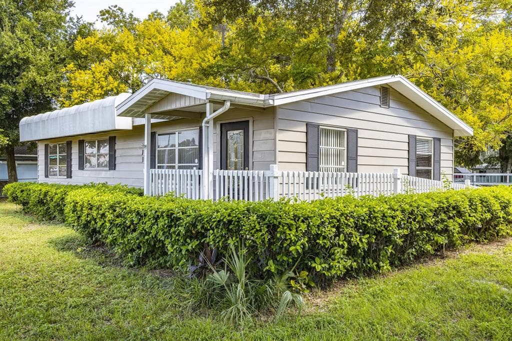 11836 LITTLE ROAD NEW PORT RICHEY, FL 34654