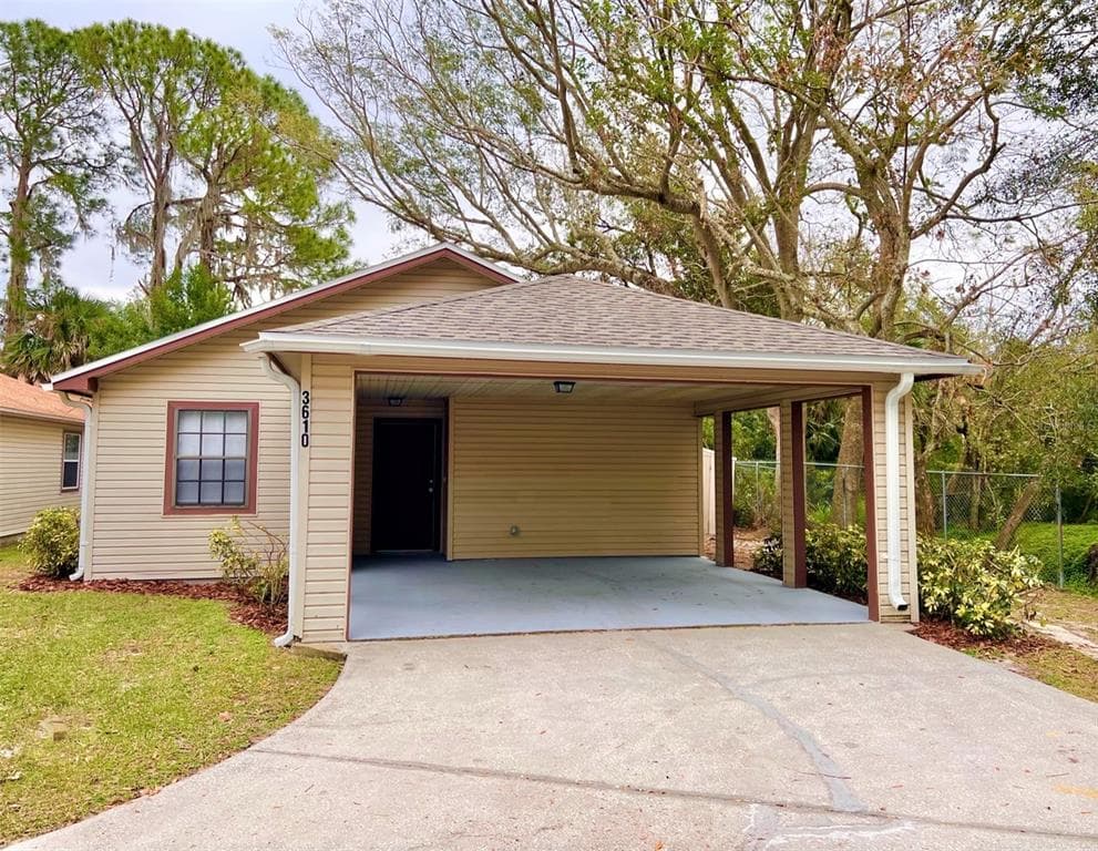 3610 RAINTREE TERRACE LAKELAND, FL 33803