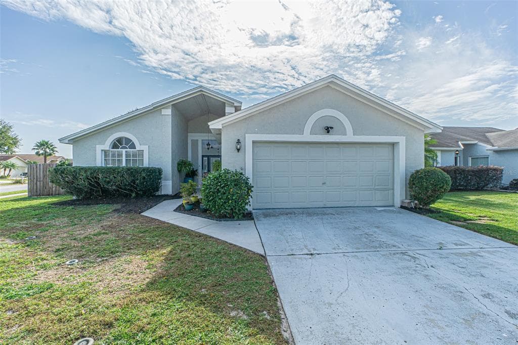 1502 ATTLEBORO LANE BRANDON, FL 33511