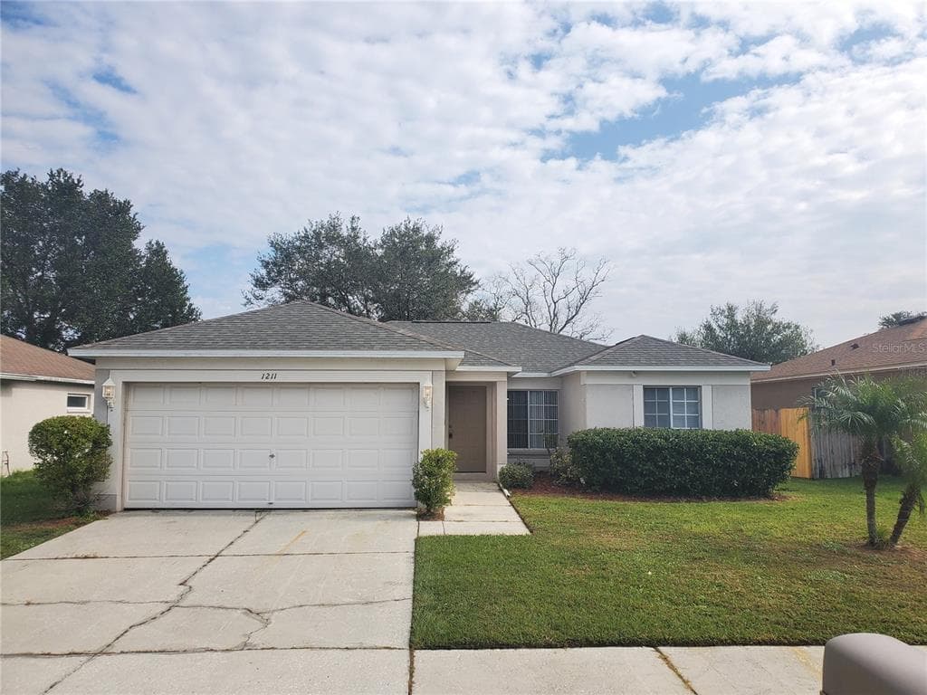 1211 BLUFIELD AVENUE BRANDON, FL 33511