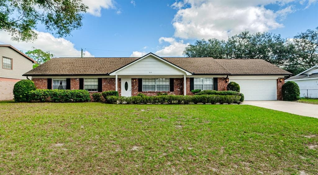 515 ROLLINGVIEW DRIVE TEMPLE TERRACE, FL 33617