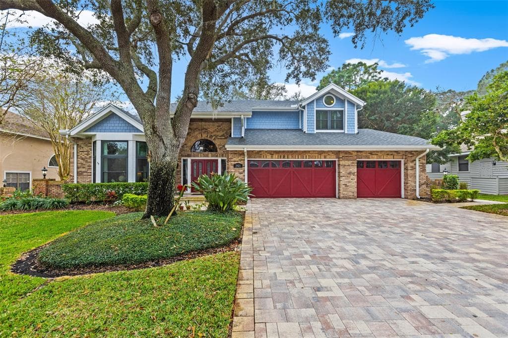 2925 EAGLE ESTATES CIRCLE S CLEARWATER, FL 33761