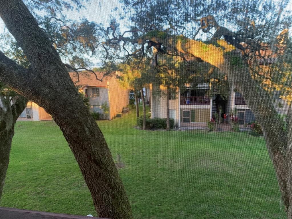 3805 S LAKE DRIVE UNIT 244 TAMPA, FL 33614