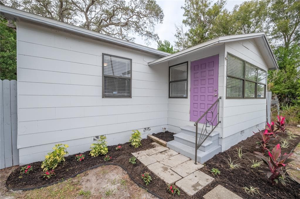 1521 SCRANTON STREET S ST PETERSBURG, FL 33711