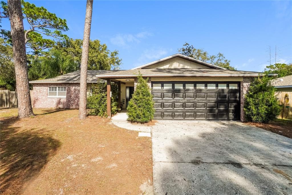 503 NEWLEAF DR TARPON SPRINGS, FL 34689